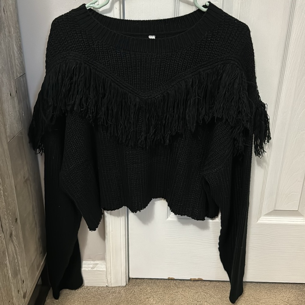 Black Long Sleeved Fringe Sweater Boho Cropped